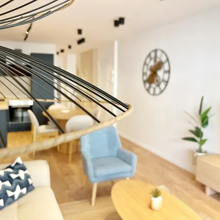 Ref 127 - 3 Pieces 2 Port * Νίκαια