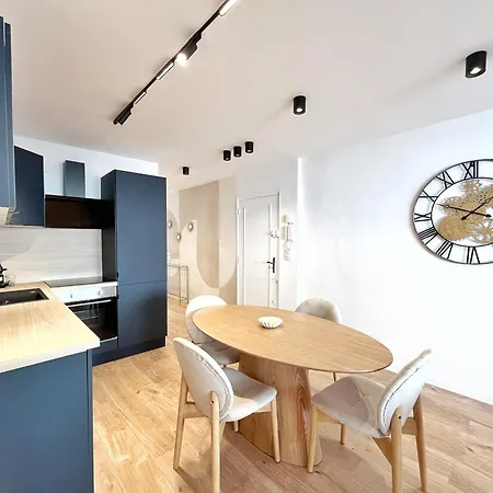 Ref 127 - 3 Pieces 2 Port Νίκαια