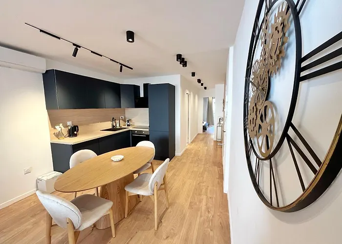 Ref 127 - 3 Pieces 2 Port Apartman *